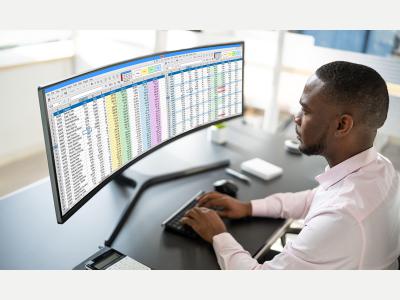  Atenci�n de WhatsApp y redes 